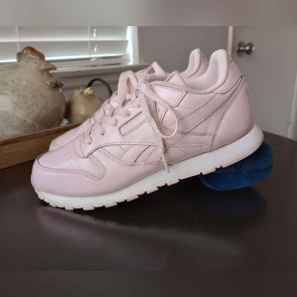 Reebok Sneakers